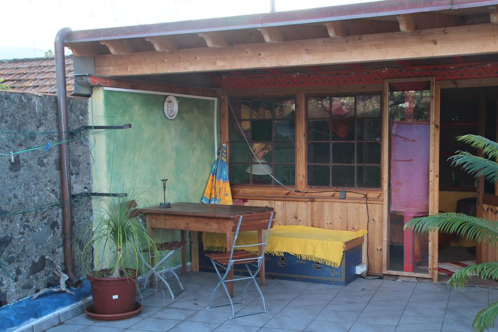 El Porvenir Hostel Los Llanos De Aridane Exterior photo