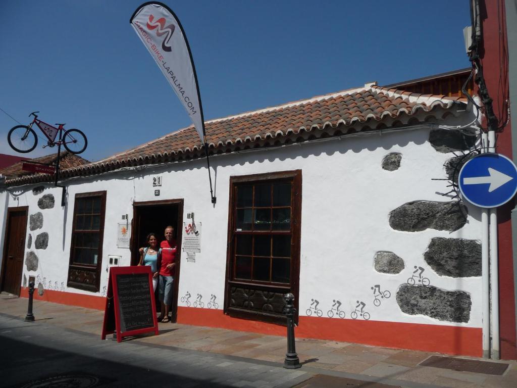 El Porvenir Hostel Los Llanos De Aridane Exterior photo